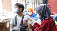 Bupati Bogor, Ade Yasin tinjau vaksinasi