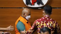 Wali Kota Bekasi Rahmat Klaim Uang Suap Untuk Sumbangan Masjid