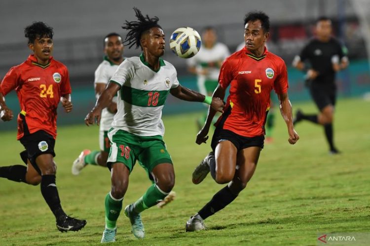 Pemain muda Indonesia Ronaldo Kwateh