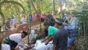 Kebakaran Nanggung Bogor , Nenek dan Cucu Tewas Terpanggang
