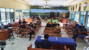 Melihat Upaya Mahasiswa PPM Berdayakan Masyarakat Geopark Ciletuh Melalui Budidaya Madu