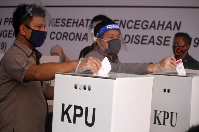pemilihan serentak 2020 di Kantor KPU,