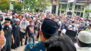 Menag Yaqut Cholil Didesak Warga Karawang Minta Maaf