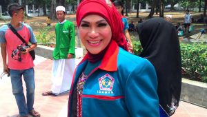 Ini Alasan Keluarga, Dorce Gamalama Dimakamkan Sebagai Laki-laki