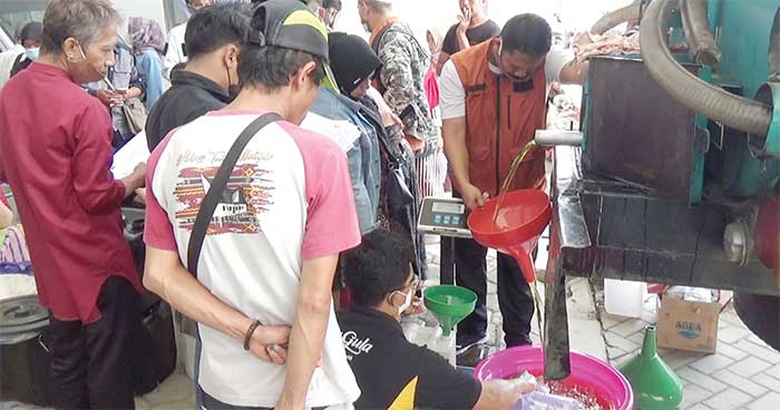 Minyak goreng Pasar Pelita