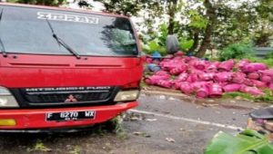 Akibat Ban Pecah, Truk Bermuatan Gas Elpiji Hantam Bikers Hingga Tewas