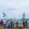 warga Lombok menonton balapan MotoGP