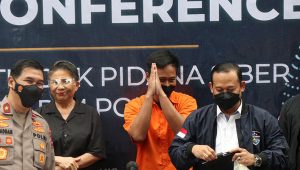 Jadi Korban Doni Salmanan, Hubungi Nomor 08132420009 untuk Melapor