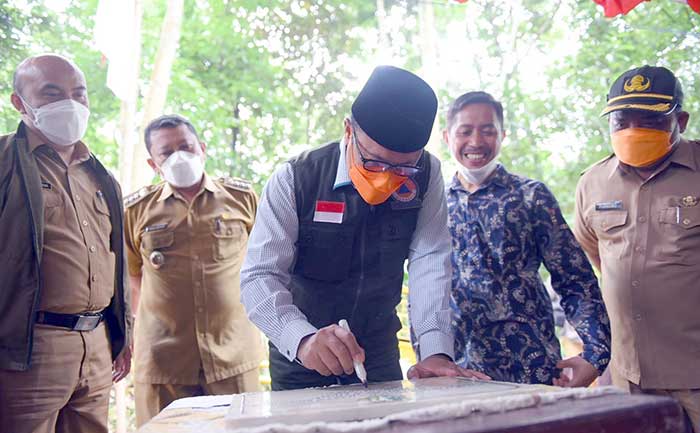 Walikota Sukabumi Achmad Fahmi