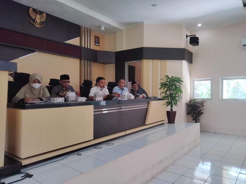 DPRD Sebut 500 Kandang Ayam di Kabupaten Sukabumi Tak Berizin | Radar ...