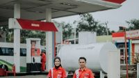 Viral! Riki dan Risma Operator SPBU di Jampangtengah Sukabumi Dikomentari Erick Thohir, Dihadiahi Honeymoon dari Baim Wong