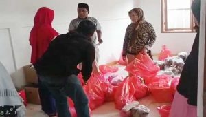 Pemdes Hegarmanah Cianjur Jualan Sembako BST Ke Masyarakat, Langgar Juknis Kemensos