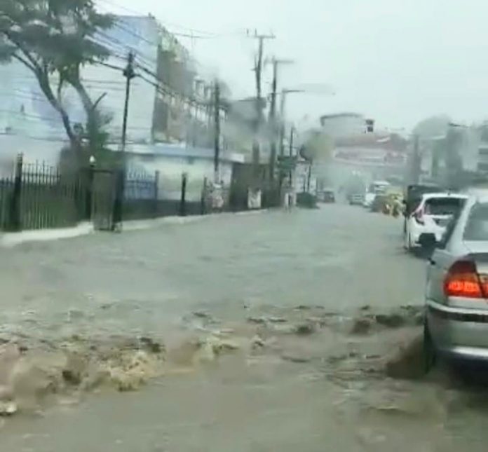 Banjir-Cipanas