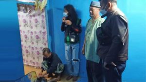 Warga Cimanggis Ditemukan Tergantung dengan Kain Seprei
