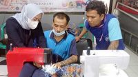 20 Napi Lapas Sukabumi Berlatih Menjahit, Tak Terhalang Penampilan Garang