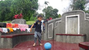 Pemakaman Gunung Gadung, Jadi Area Bermain Anak