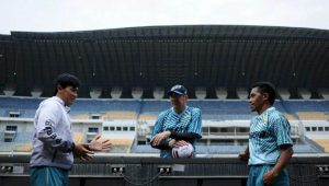Tak Hanya Pemain, Staf Pelatih Pun Habis Kontrak