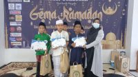 Radar Sukabumi Kembali Santuni Anak Yatim dan Pengasong Koran
