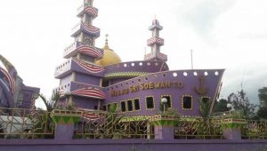 Masjid Perahu di Sukabumi Bikin Warga Penasaran