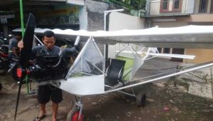 Gigihnya Ujang Bikin Pesawat Terbang di Cianjur, Hanya Lulusan SD, Manfaatkan Limbah Bengkel Motor