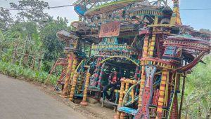 Melirik Poskamling dengan Arsitektur Unik di Desa Gandasoli, Kecamatan Cikakak