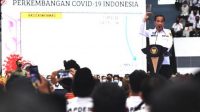 Dengar Teriakan 3 Periode, Jokowi Tersenyum, Tandanya Mau ?