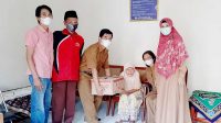 SMPN 6 Kota Sukabumi Sebar Sembako