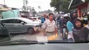 ASN Penghadang Mobil Ambulans Akhirnya Minta Maaf dan Klarifikasi