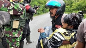 Tukang Ojek Papua Ditembak KKB, Satu Orang Tewas, Begini Kronologisnya