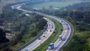 Update Arus Balik Mudik : Tol Cikampek Ditutup Sementara Bikin Heboh, Nitizen : Bus-bus pada nyari Jalan Alternatif