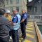 Gubernur Jawa Barat Ridwan Kamil ditemani istri, Atalia Praratya saat berbicang dengan kepolisian setempat bern Swiss