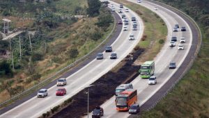 Update Arus Balik Mudik, Hari Ini Polisi Terapkan One Way Trans Jawa-Cikampek