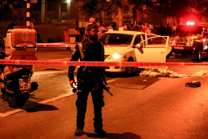 Polisi Israel berjaga-jaga di lokasi pembunuhan warga di Kota Elad