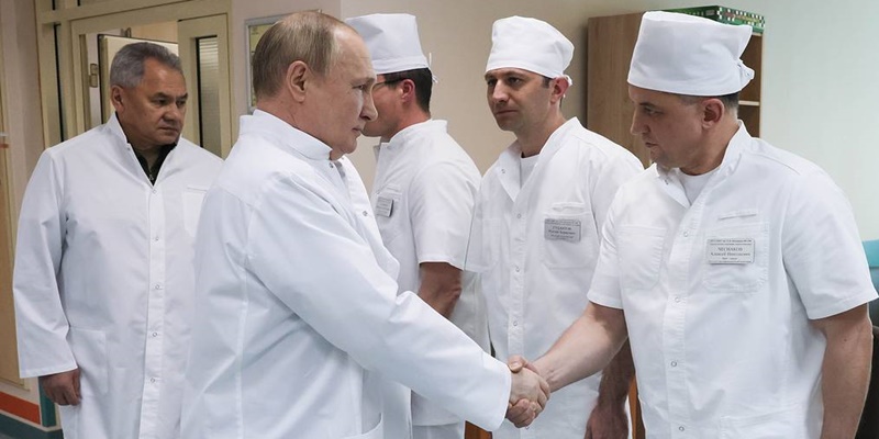 Presiden Vladimir Putin mengunjungi