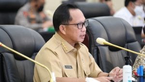 Bukan Luhut, Jokowi tunjuk Tito Jadi Menpan RB ad interm