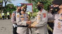 Personel Polres Sukabumi Ipda Ade Suherman Diganjar Penghargaan