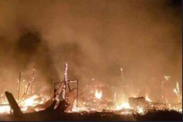 Pasar Idakebo, Kabupaten Dogiyai yang terbakar