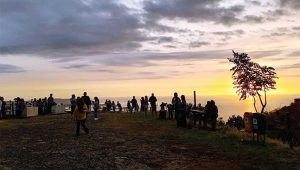 Berburu Sunset di Puncak Darma Sukabumi