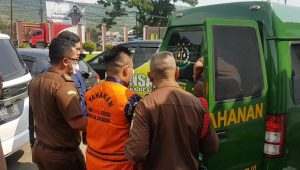 Korupsi Dana Desa, Kades Kabandungan Resmi Ditahan Kejaksaan