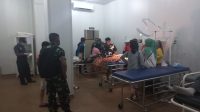 Salah satu korban pembacokan di TPU Palabuhanratu pada saat mendapatkan penanganan medis.