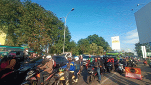 Update Arus Balik Mudik 2022, Ribuan Pemudik Padati Pantura Menuju Jakarta