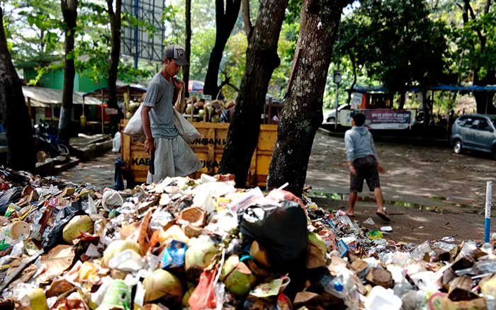sampah wisata sukabumi