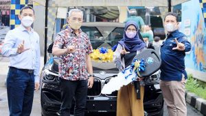 Nasabah Bank Mandiri Area Sukabumi Raih BMW X1 dan NMAX