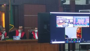 Usia Jadi Pertimbangan Hakim Ringankan Hukuman Koruptor Alex Noerdin, Kok Bisa