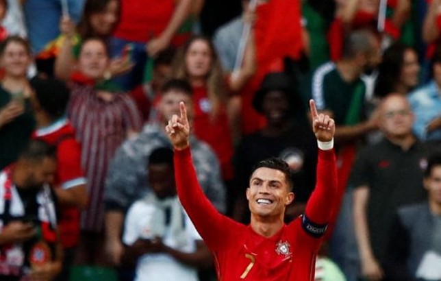 Pesepakbola Portugal Cristiano Ronaldo