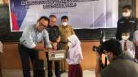 Pemimpin Wilayah IV Bandung PT Jamkrindo, Kisworo didampingi Wakil Bupati