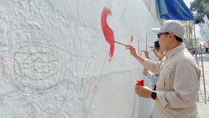 Jalan Alun-Alun dan Lapdek Kota Sukabumi Dipercantik Lukisan Mural