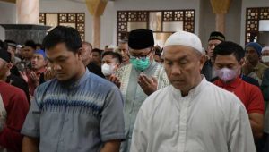 Pemkot Sukabumi Gelar Salat Gaib untuk Emmeril Kahn Mumtadz
