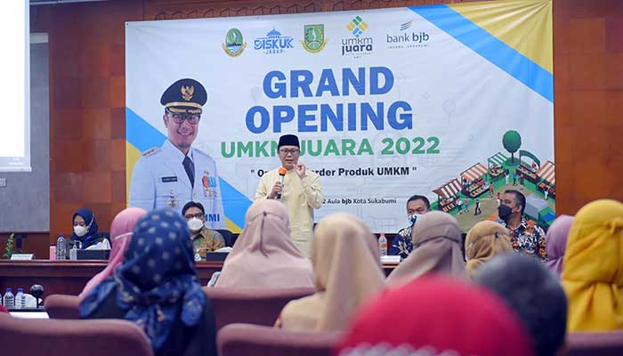 Walikota Sukabumi, Achmad Fahmi
