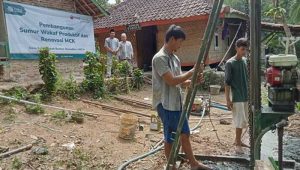 Baitul Wakaf Bangun Sumur Air Bersih, Penyakit Kulit Santri Riyadhul Badi’ah Lebak Hilang